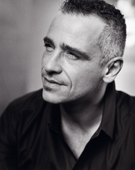 ATENCIÓ URGENT: CONCERT D´EROS RAMAZZOTTI APLAÇAT A DEMÀ 16/02/2010