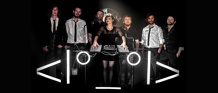 CARAVAN PALACE