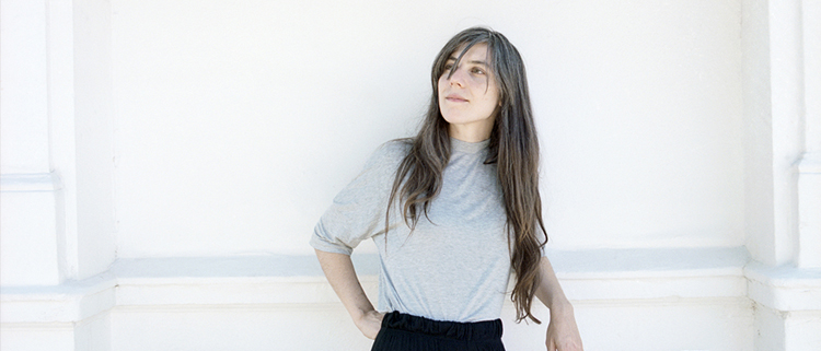 JULIA HOLTER